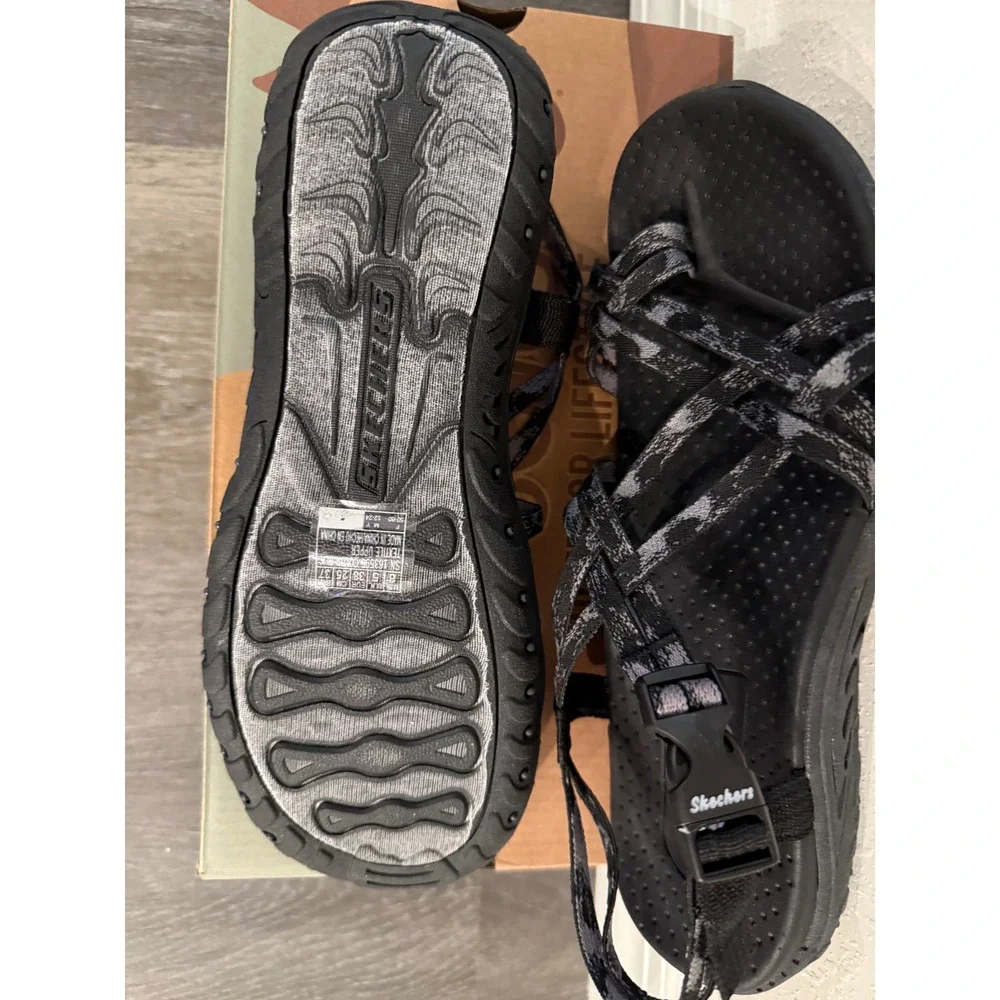 Skechers Reggae Positive Space Women 8 Black Trail Sandals 163595/BLK Vegan NEW
